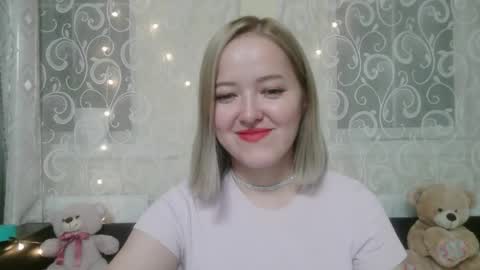 Snapshot of _sweet_smile_ chatting on 09.13.25 _sweet_smile_ online show from 09.13.25