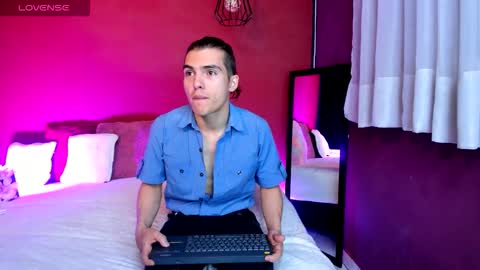    online show from 11.11.25