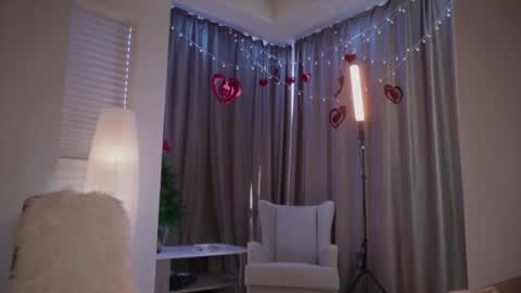 Annie online show from 02.20.26