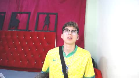 Thomas online show from 02.12.25