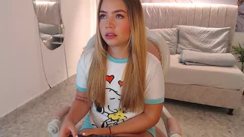 _tiffany1 online show from 11.04.25