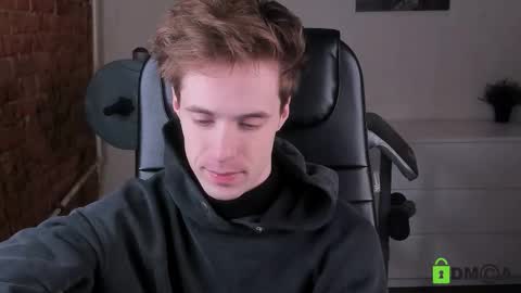 _tokyo_ghoul online show from 12.21.25