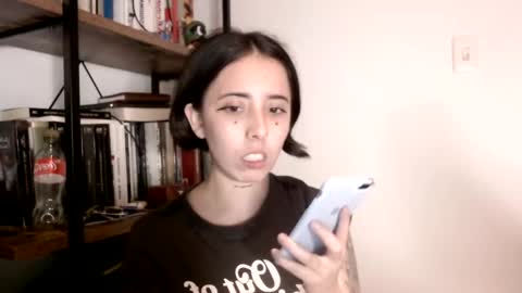 Snapshot of _trriak_ chatting on 03.04.25 luna online show from 03.04.25