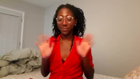 Snapshot of _twiddleree_ chatting on 11.11.25 twiddleree online show from 11.11.25