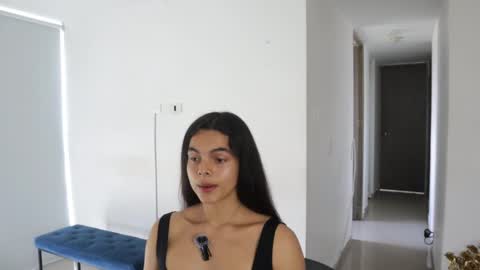 Snapshot of _vahos chatting on 02.26.25 Anastasia Vahos online show from 02.26.25