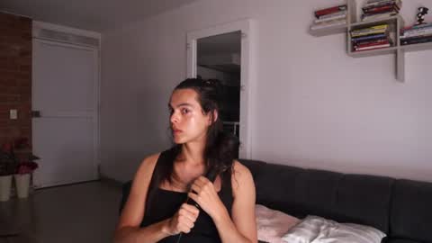 Snapshot of _vahos chatting on 06.24.26 Anastasia Vahos online show from 06.24.26