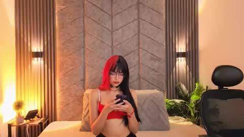   online show from 11.15.25