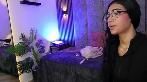   online show from 04.17.26