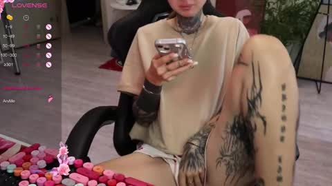 Alis online show from 09.19.25