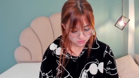 Snapshot of _vix555_ chatting on 12.12.24 Vix online show from 12.12.24