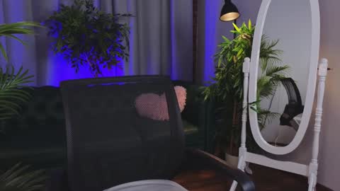 Wendy online show from 12.14.24