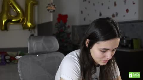 Kristina online show from 12.14.25