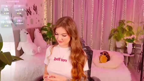 Snapshot of _your_heart_ chatting on 09.14.25 Ani online show from 09.14.25