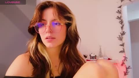 _yourcherrybomb online show from 01.04.25