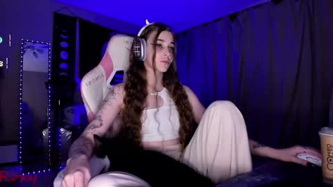 Roxy online show from 10.21.25