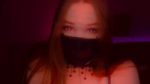 Roxy online show from 11.28.25