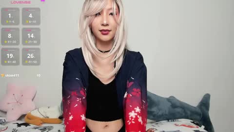 Mia online show from 05.15.26
