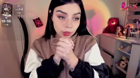 Snapshot of _zathara_ chatting on 02.12.25 _zathara_ online show from 02.12.25