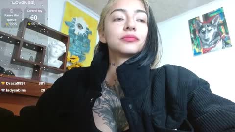 Zoe  online show from 02.12.25