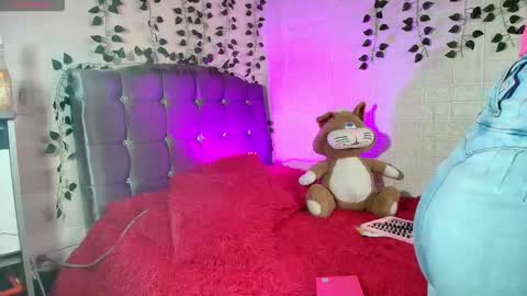 Snapshot of _zoegray chatting on 02.20.26 zoe online show from 02.20.26