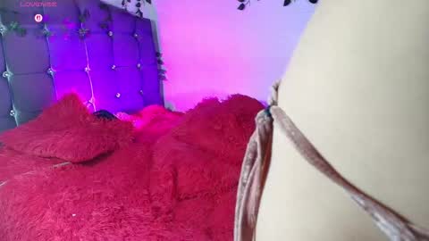 Snapshot of _zoegray chatting on 02.28.26 zoe online show from 02.28.26