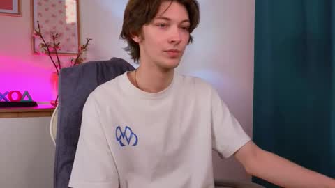 Snapshot of a11ice chatting on 02.14.26 Denis online show from 02.14.26