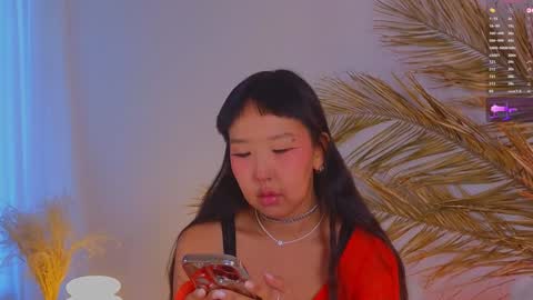 Snapshot of a1ly chatting on 12.11.24 Ally online show from 12.11.24