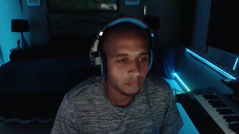 a4orce online show from 10.10.25