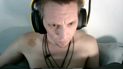 A Bored Dragon online show from 12.18.25