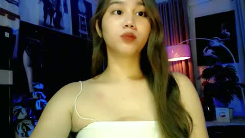 Snapshot of a_r_i_a_n_n_a chatting on 10.30.25 Lovely Yana online show from 10.30.25