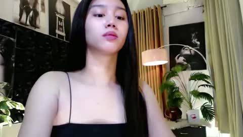 Snapshot of a_r_i_a_n_n_a chatting on 11.29.25 Lovely Yana online show from 11.29.25