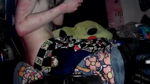 Snapshot of a_twinkie chatting on 11.22.25 Chris online show from 11.22.25