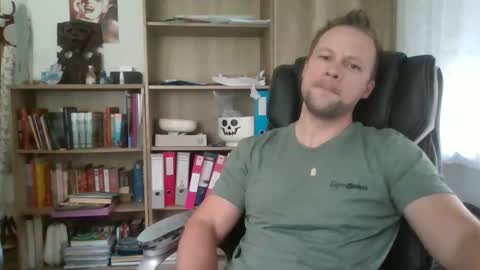 Snapshot of aaaandzzz chatting on 05.09.26 Long distance cumshot online show from 05.09.26