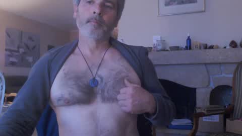 Snapshot of aalex1717 chatting on 12.18.24 Aalex1717 online show from 12.18.24
