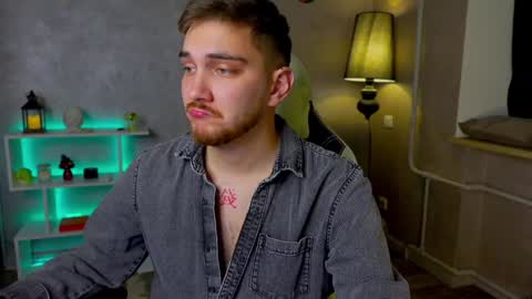 Alex online show from 12.26.24