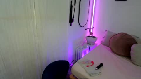 Aaliyahlayla online show from 01.25.25