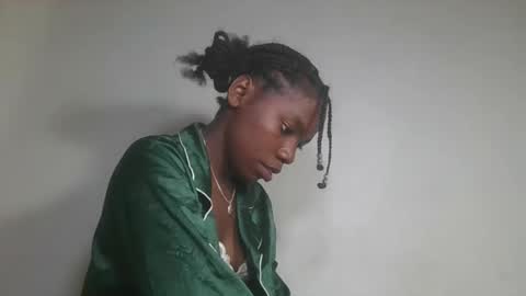 aangevelo online show from 11.09.25