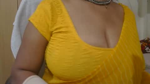 Snapshot of aaradhya_sexy_88 chatting on 03.26.26 aaradhya_sexy_88 online show from 03.26.26