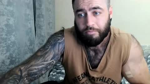 Snapshot of aaron_royal chatting on 06.16.26 Davin tayl online show from 06.16.26