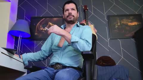 Aaron online show from 12.01.25