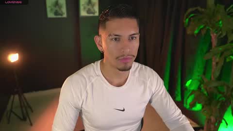 AARON  online show from 04.19.26