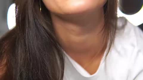 Snapshot of abbela_white chatting on 06.23.26 Alexa online show from 06.23.26