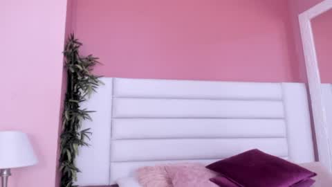 abbey_walker online show from 02.05.25