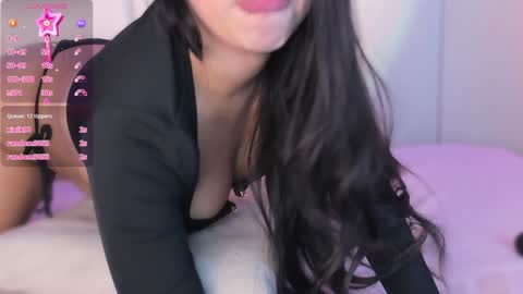 Snapshot of abbie_foxxx chatting on 12.07.24 abbie online show from 12.07.24