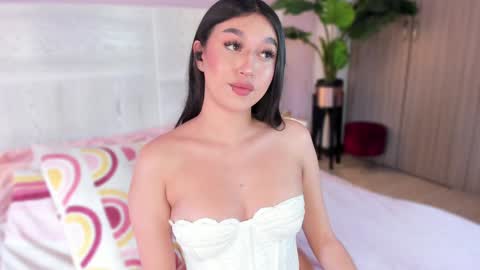 Snapshot of abbie_foxxx chatting on 12.14.24 abbie online show from 12.14.24