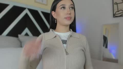 Snapshot of abbie_foxxx chatting on 11.07.25 abbie online show from 11.07.25