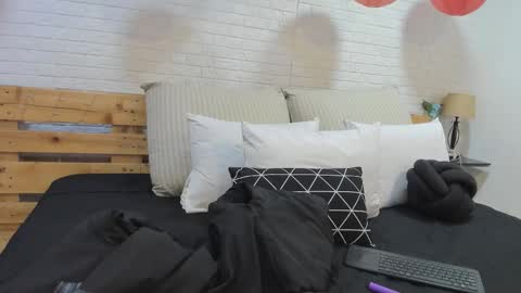 Snapshot of abbie_foxxx chatting on 11.19.25 abbie online show from 11.19.25