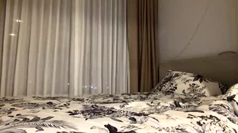 Abbie xo online show from 11.04.25