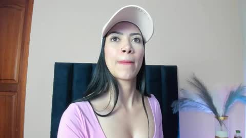 Abbie Joness online show from 10.30.25