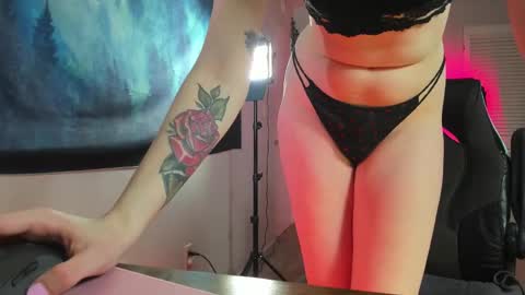 Snapshot of abbiemorganxx chatting on 09.26.25 Abbie  Morgan online show from 09.26.25